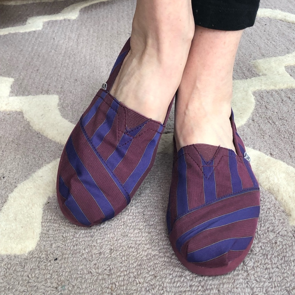 Toms purple and maroon shoes